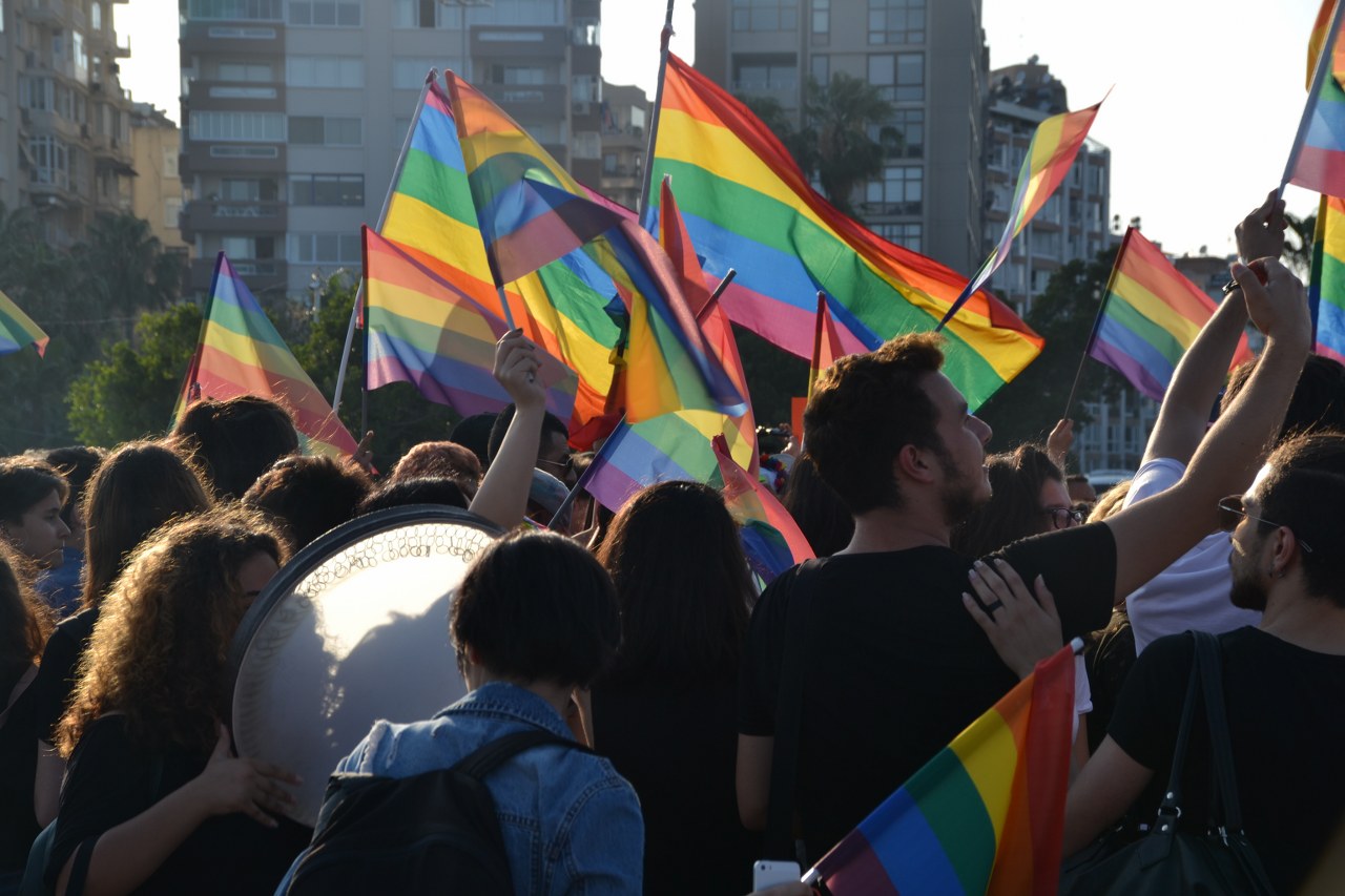 Mersin Onur Haftası’nı tehdide beraat! Kaos GL - LGBTİ+ Haber Portalı